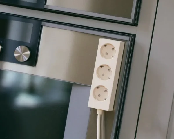 Pedestal Elektroartikel^Power Bar Steckerleiste, 2 m, Pearl