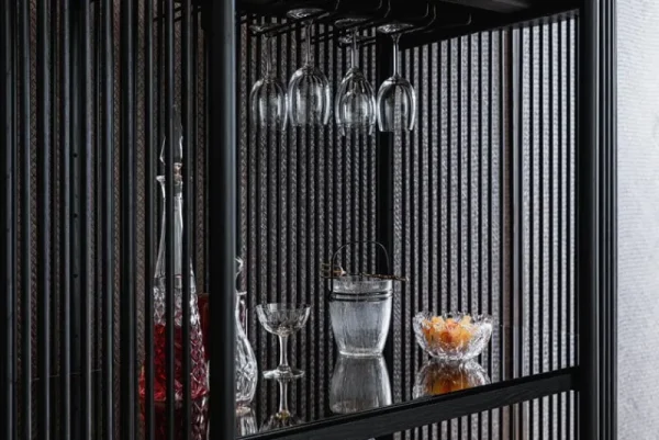 Audo Copenhagen Aufbewahrungsmöbel-Poiat Bastone Barschrank, Schwarz