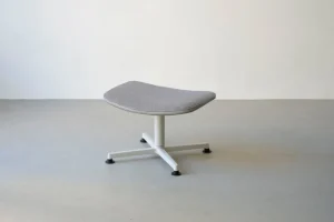 Fritz Hansen Sitzgelegenheiten-Raawii Arba Hocker, hellgrau - Re-Wool grau