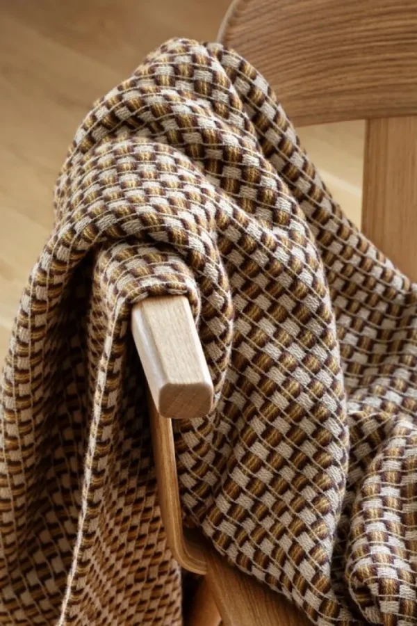 Ru00f8ros Tweed Decken Und Überwürfe^Røros Tweed Isak Überwurf, 150 x 210 cm, Chestnut