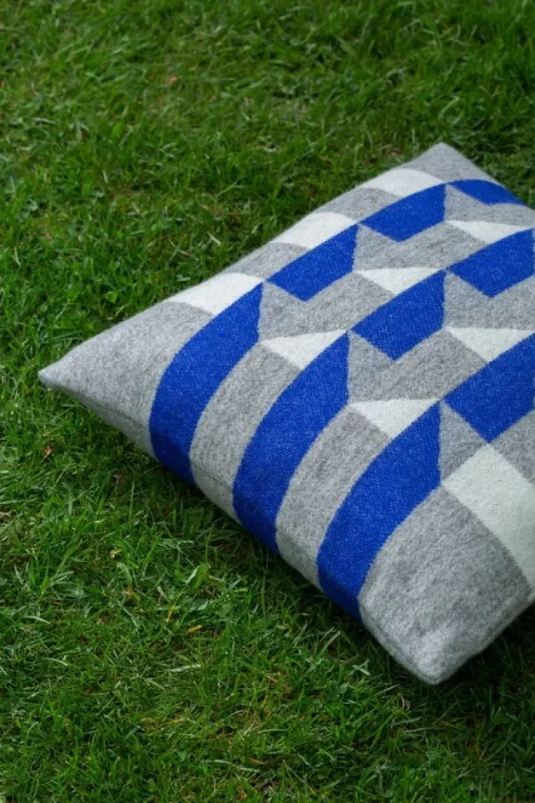 Ru00f8ros Tweed Kissen^Røros Tweed Kvam Kissen, 50 x 50 cm, Blau