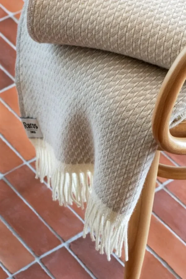 Ru00f8ros Tweed Decken Und Überwürfe^Røros Tweed Mello Überwurf, 150 × 210 cm, warmes Grau