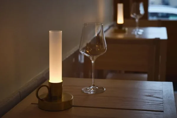 Normann Copenhagen Tischlampen | Tragbare Lampen-Örsjö Tragbare Tischleuchte Visir Ambience, weiß