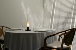 New Works Tragbare Lampen-Santa & Cole Sylvestrina Tischleuchte, tragbar, Transparent - Schwarz