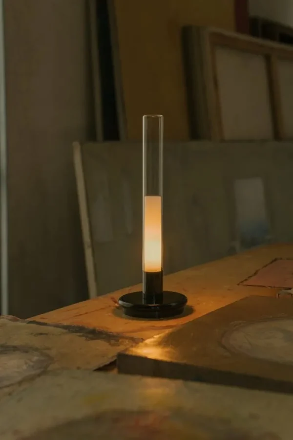 New Works Tragbare Lampen-Santa & Cole Sylvestrina Tischleuchte, tragbar, Transparent - Schwarz