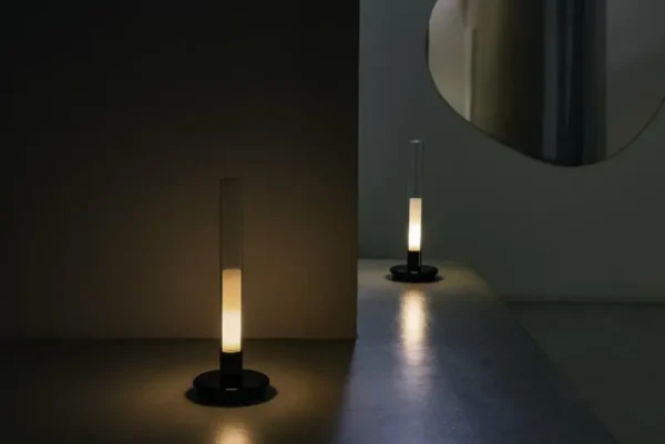 New Works Tragbare Lampen-Santa & Cole Sylvestrina Tischleuchte, tragbar, Transparent - Schwarz