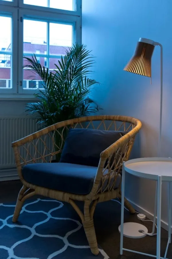 Nemo Lighting Stehleuchten-Secto Design Stehleuchte Petite 4610, Walnuss