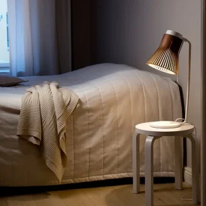 Secto Design Bürobeleuchtung | Schreibtischlampen^Tischleuchte Petite 4620, Birke
