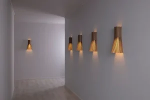 Secto Design Wandleuchten-Wandleuchte Secto 4231 45 cm, direkte Wandmontage, Nussbaum