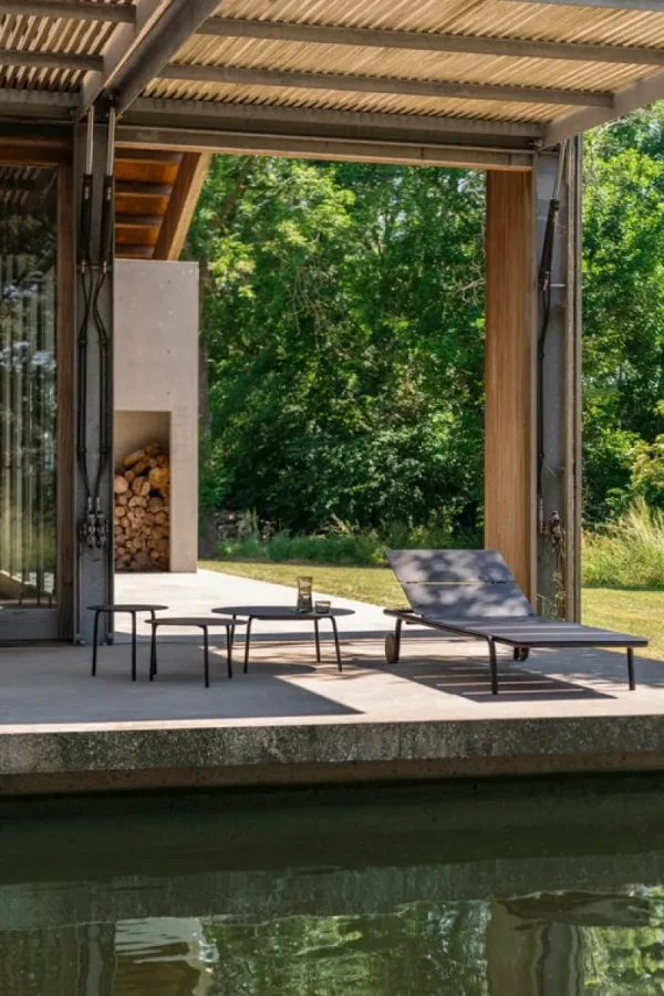 Serax Terrassenmöbel | Tische^August Beistelltisch, 40 cm, Schwarz