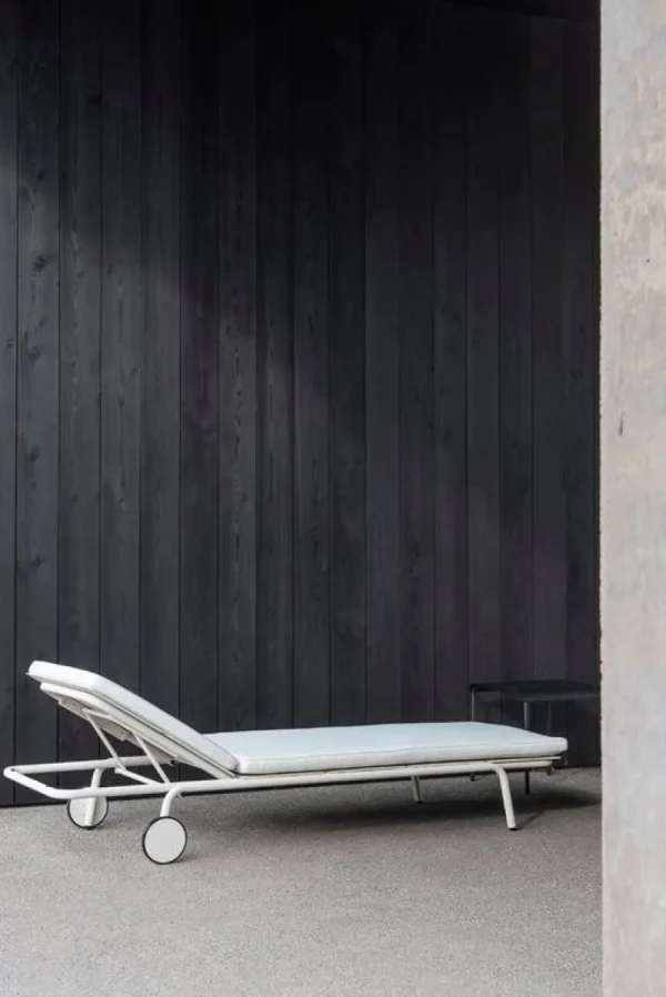 Serax Terrassenmöbel^August Sonnenliege, Sand