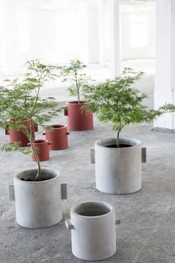 Serax Garten^Pflanztopf aus Beton, 30 cm, grau
