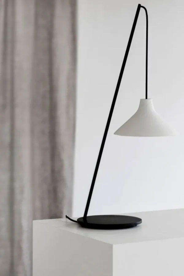 Motarasu Tischlampen-Serax Seam Tischleuchte, weiß