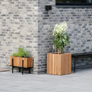 Squarely Copenhagen Garten^GrowBIG Pflanzgefäß, dunkle Eiche