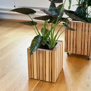 Squarely Copenhagen Garten^GrowMORE Pflanzgefäß, Esche geölt
