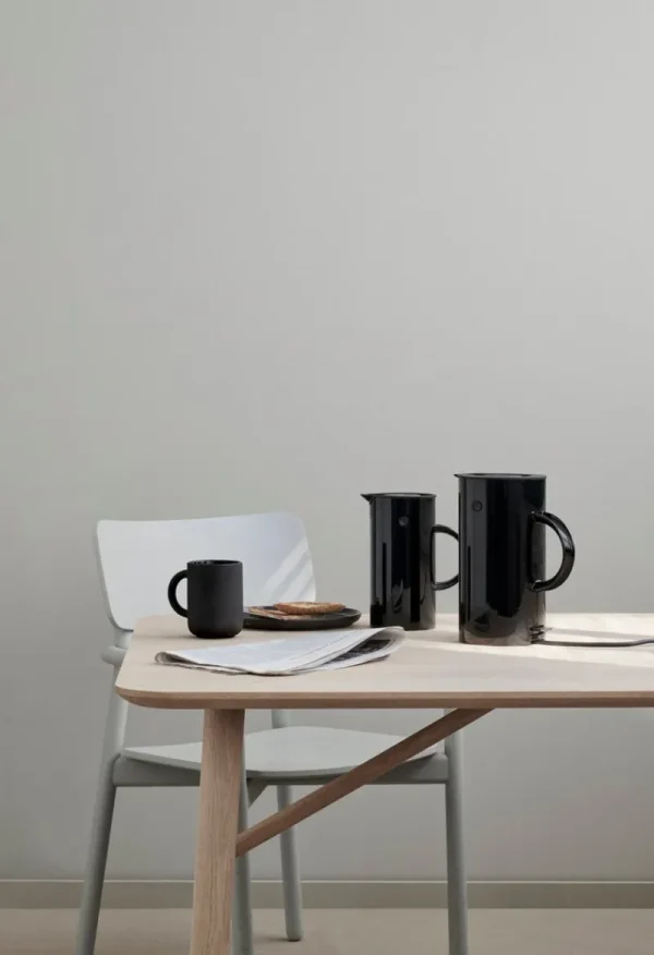 Stelton Haushaltsgeräte^Elektrischer Wasserkocher EM77, schwarz