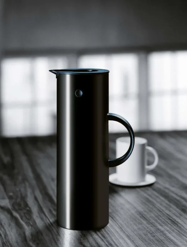 Stelton Karaffen Und Krüge^EM77 Isolierkanne, 1,0 l, schwarz
