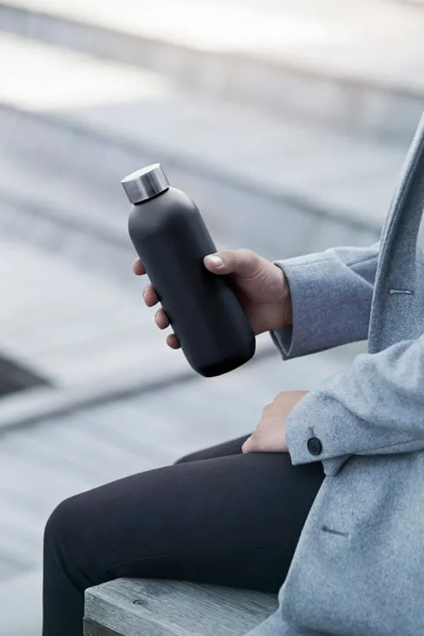 Stelton Sport- Und Outdoor-produkte^Keep Cool Trinkflasche, 0,6 L, Schwarz