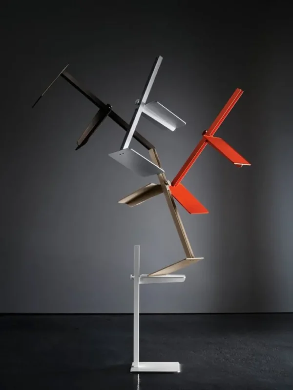 Artek Tische-String Furniture Museum Beistelltisch, Beige