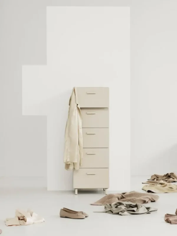 String Furniture Aufbewahrungsmöbel | Aufbewahrungsmöbel^Relief Kommode mit Beinen, hoch, Beige