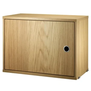 Artek Regale-String Furniture String Schrank mit Flügeltür, 58 x 30 cm, Eiche