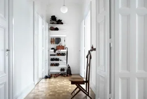 Audo Copenhagen Regale-String Furniture String-Metallstange, 71 cm, weiß