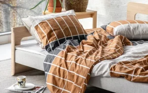 Tapio Anttila Collection Sofas Und Liegen-ON2 Wood Schlafsofa, Eiche geseift gewachst - Hopper 51 in Beige