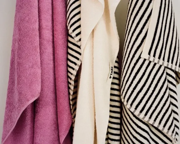 Tekla Badezimmertextilien^Gästehandtuch, Shaded Pink