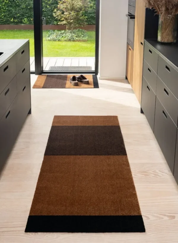 Tica Copenhagen Teppiche Und Läufer^Stripes Horizontal Teppich, 60 x 90 cm, Cognacb. - Dklb. - Schw.