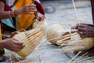 LYFA Deckenleuchten-Tikau Bamboo Pendelleuchte von Ilkka Suppanen, L