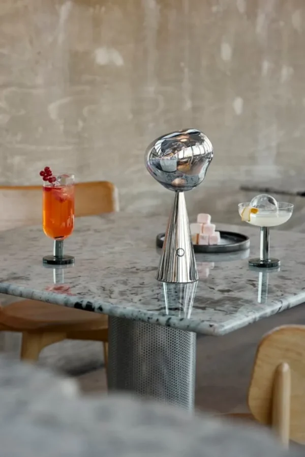 Tom Dixon Außenbeleuchtung | Tischlampen^Melt LED-Tischleuchte, tragbar, Silber