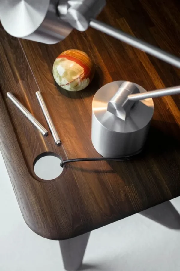 Tom Dixon Schreibtische Und Raumtrenner | Tische^Slab Schreibtisch, 120 x 60 cm, Eiche geräuchert