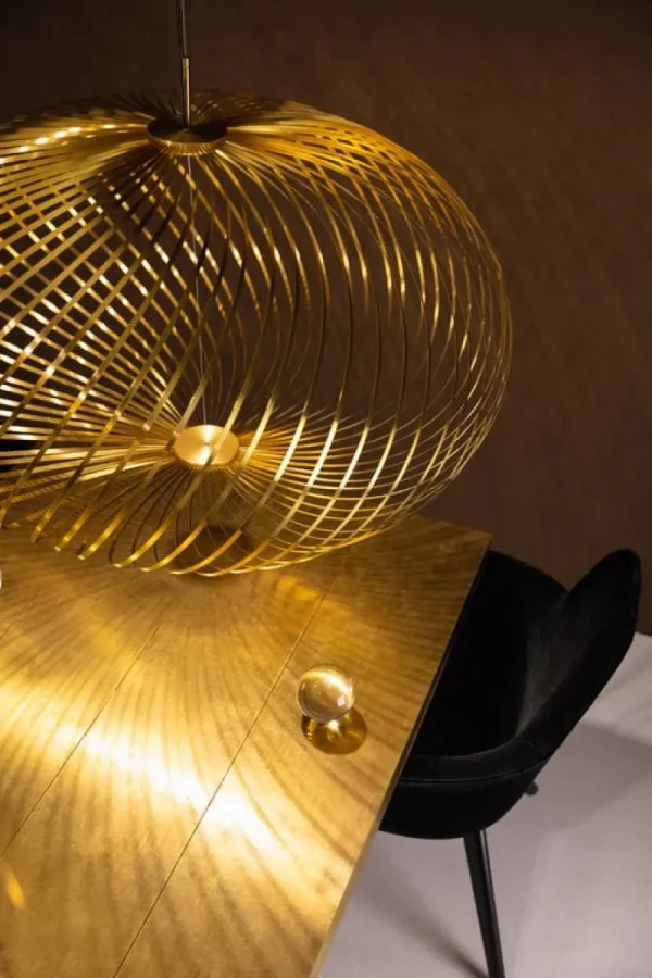 Louis Poulsen Deckenleuchten-Tom Dixon Spring LED-Pendelleuchte, groß, Messing