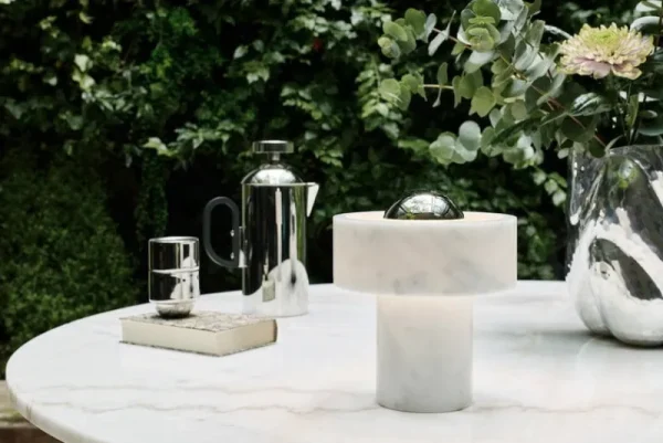 Artemide Tischlampen | Tragbare Lampen-Tom Dixon Stone tragbare LED-Tischleuchte, weißer Marmor - silber