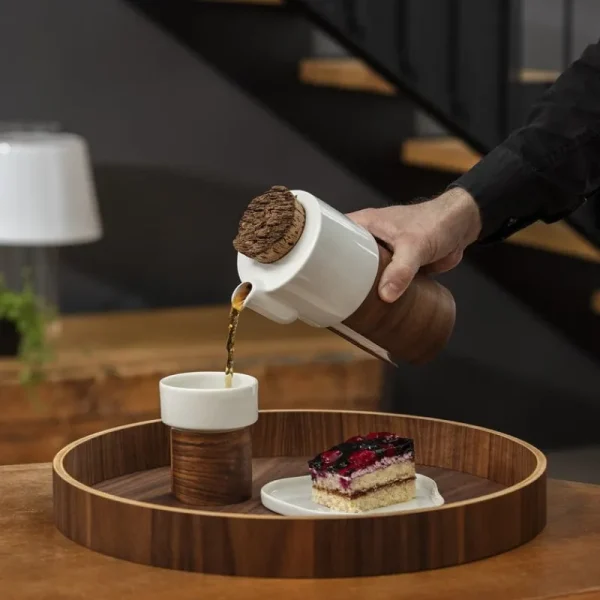 Tonfisk Design Karaffen Und Krüge^Teekanne Warm, 6 dl, Weiß - Nussbaum, Korkdeckel