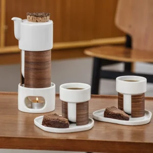 Tonfisk Design Karaffen Und Krüge^Teekanne Warm, 6 dl, Weiß - Nussbaum, Korkdeckel