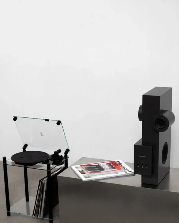Transparent Unterhaltungselektronik^Brutalist Sculpture Lautsprecher, schwarz