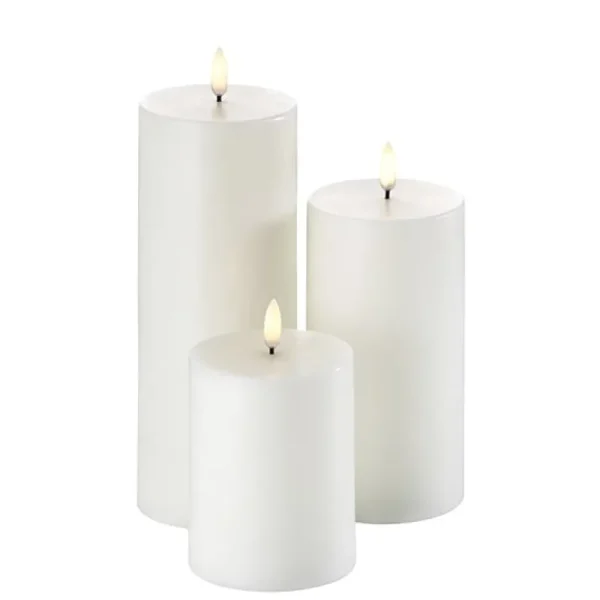 Skultuna Kerzen Und Kerzenhalter-Uyuni Lighting LED Stumpenkerze 7,8 x 20 cm, Nordic White