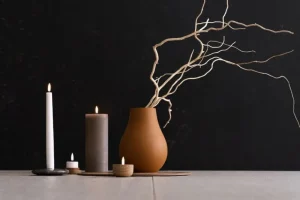 Aarikka Kerzen Und Kerzenhalter-Uyuni Lighting LED-Stumpenkerze, 7,8 x 15 cm, rustikale Textur, Sandstein