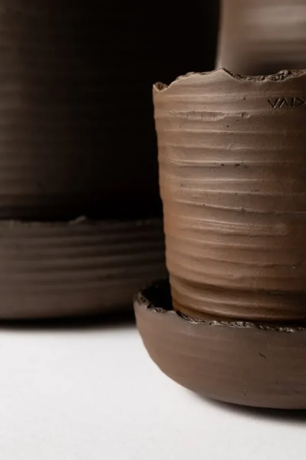Vaidava Ceramics Indoor-gardening^Soil Topf mit Untersetzer, L, Braun