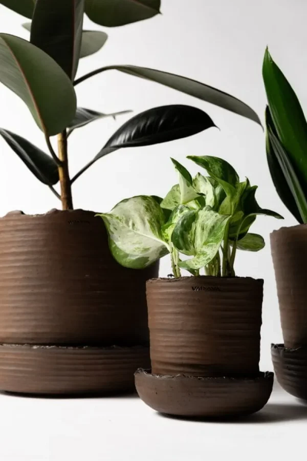 Vaidava Ceramics Indoor-gardening^Soil Topf mit Untersetzer, S, Braun