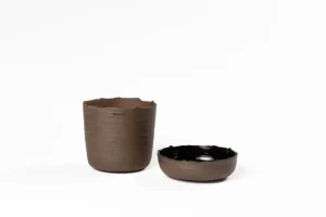 Vaidava Ceramics Indoor-gardening^Soil Topf mit Untersetzer, M, Braun
