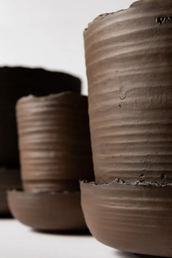 Vaidava Ceramics Indoor-gardening^Soil Topf mit Untersetzer, S, Braun