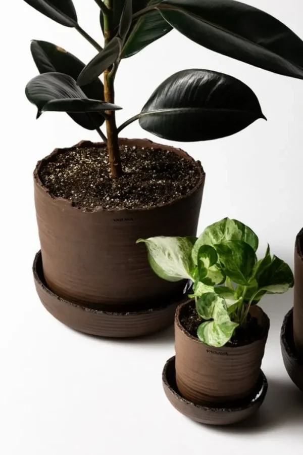 Vaidava Ceramics Indoor-gardening^Soil Topf mit Untersetzer, S, Braun