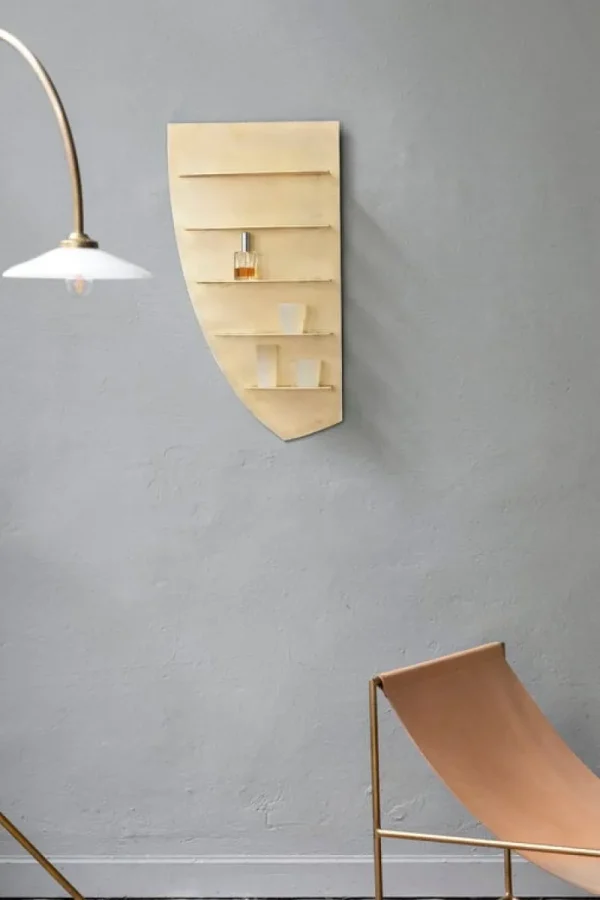 Normann Copenhagen Sitzgelegenheiten-valerie_objects Rocking Chair, Messing – Leder