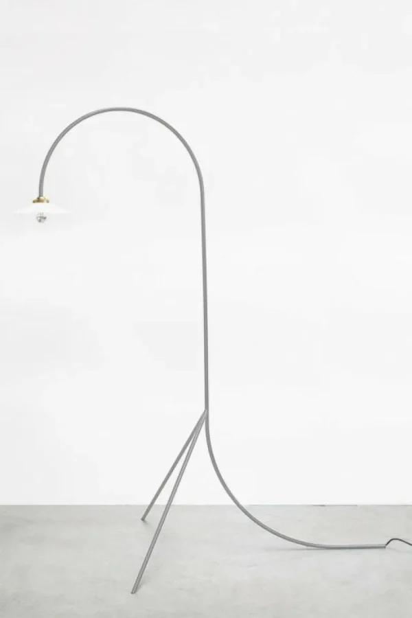 Anglepoise Stehleuchten-valerie_objects Standing Lamp n1, Hellgrau