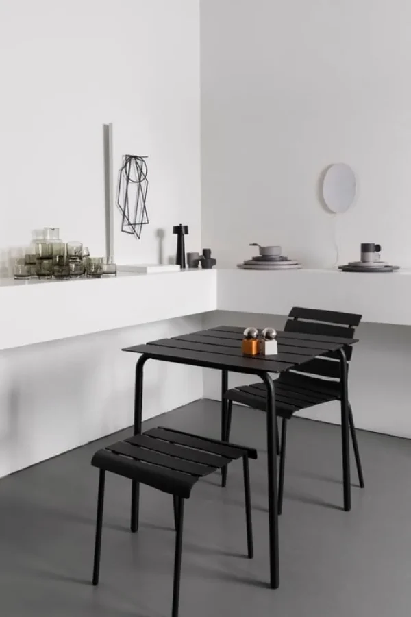 valerie_objects Küchenutensilien^Untersetzer, 4 Stück, lackierter Stahl, Schwarz