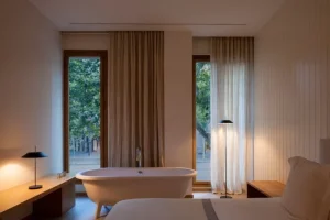 Warm Nordic Stehleuchten-Vibia Mayfair 5515 Stehleuchte, Graphitgrau