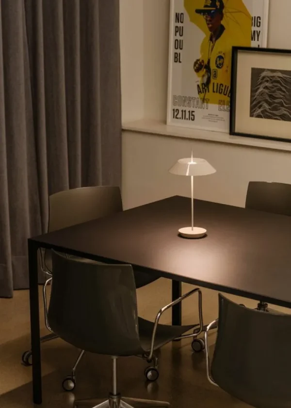 Vibia Tischlampen | Tragbare Lampen-Mayfair Mini 5495 tragbare Tischleuchte, Warmweiß