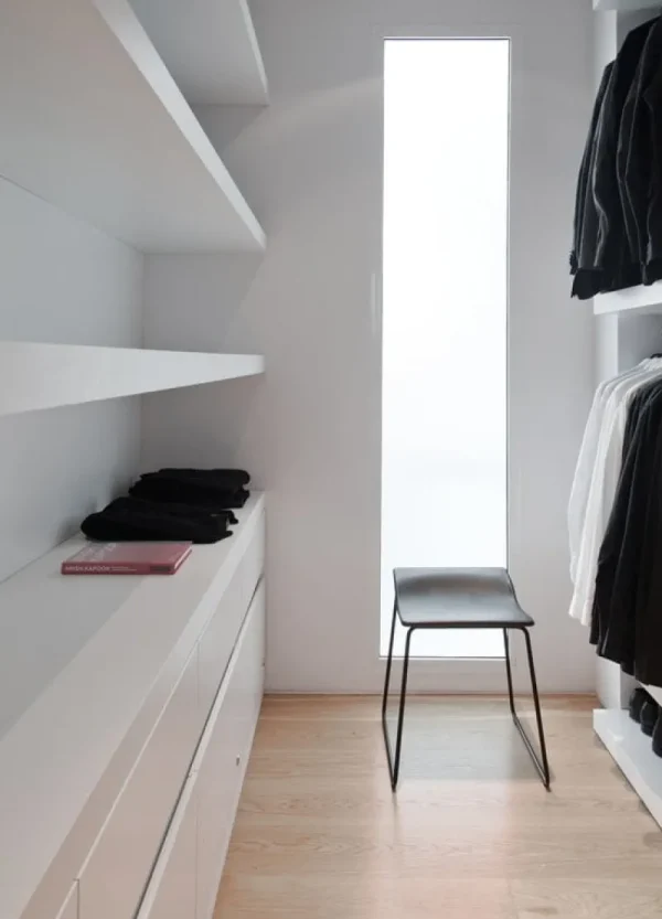 Viccarbe Sitzgelegenheiten-Last Minute Hocker, niedrig, Schwarz